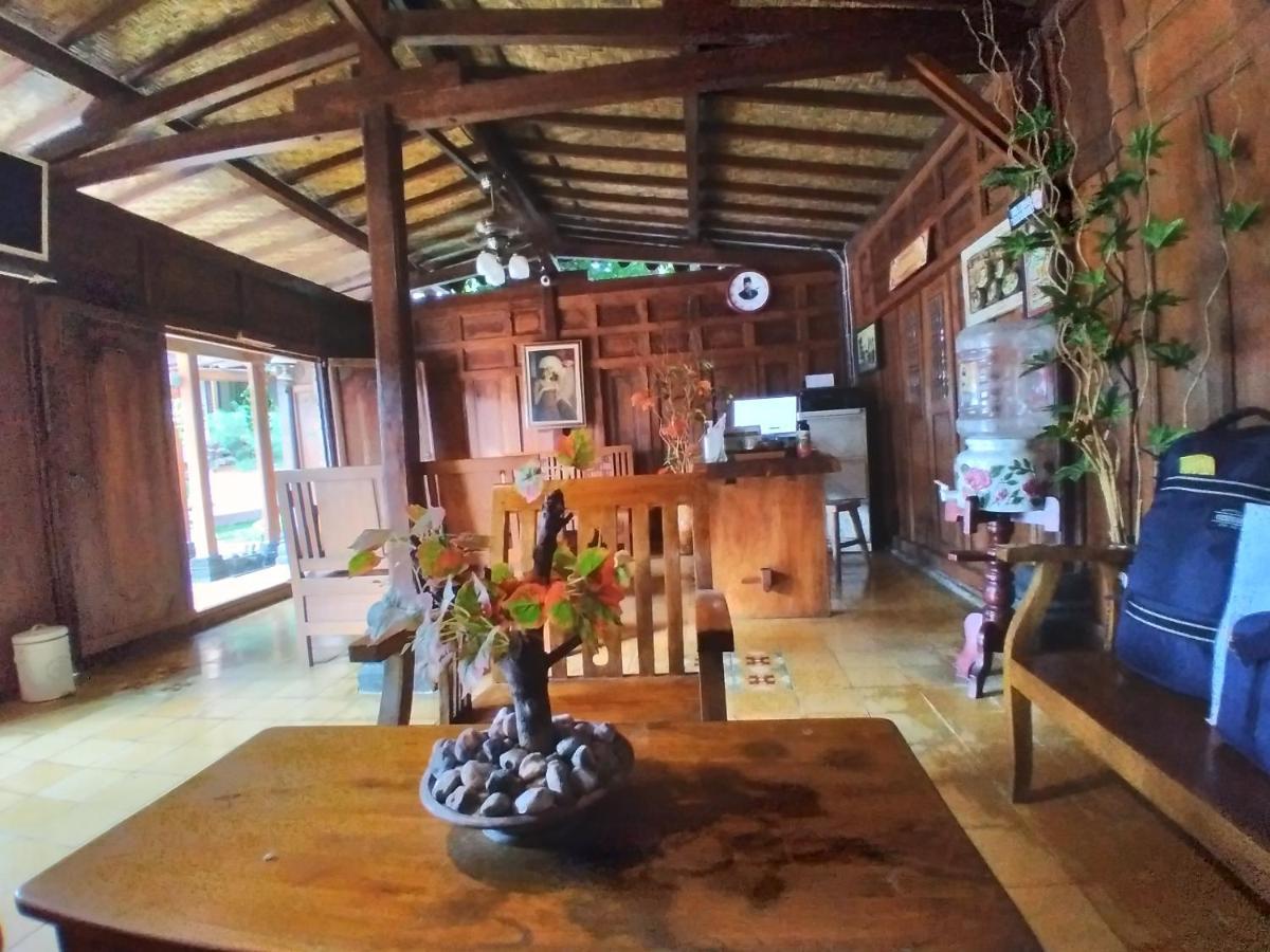Dem Ayem Heritage Guest House ยอกยาการ์ตา ภายนอก รูปภาพ